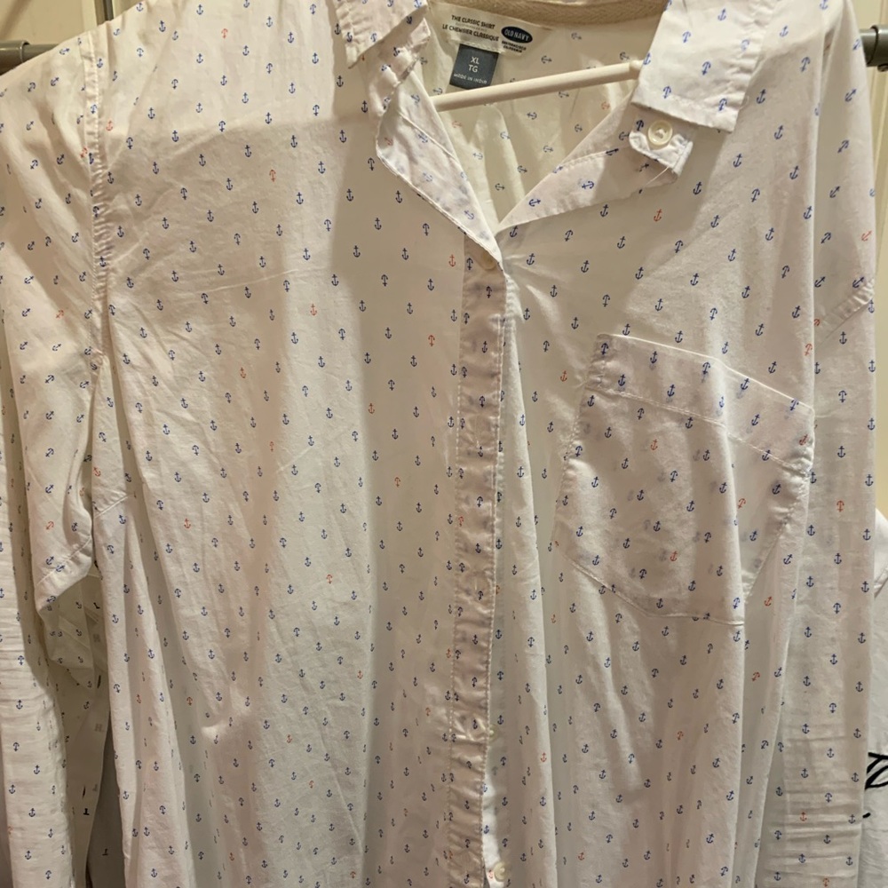 Womens long sleeve shirt